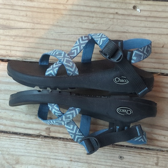 Women's Blue Patterned Chaco Sandals 8 - Picture 7 of 7